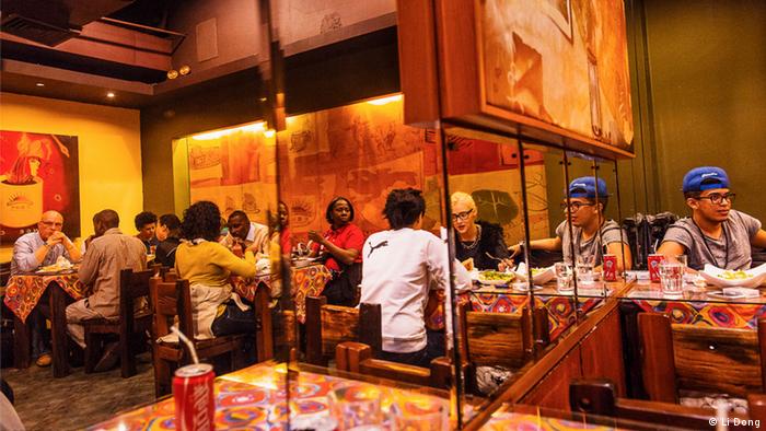 Bildergalerie Ausstellung Baohan Street: An African Community in Guangzhou (Foto: Li Dong)