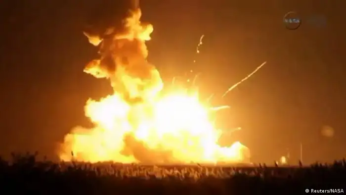 Rakete mit unbemanntem Raumtransporter Cygnus explodiert