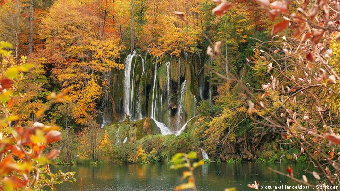 Wasserfall im kroatischen Nationalpark Plitvicer Seen 2013
