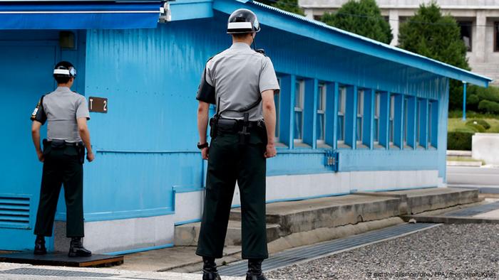 Grenze zwischen Nordkorea und Südkorea in Panmunjom - Foto: Jeon Heon-Kyun (EPA)