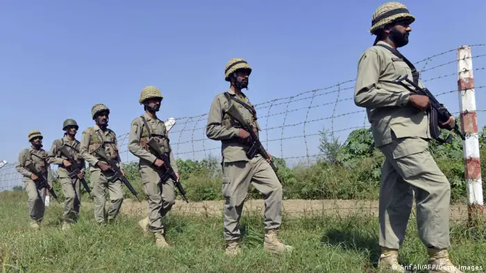 Pakistanische Soldaten im Grenzgebiet zwischen Pakistan und Indien