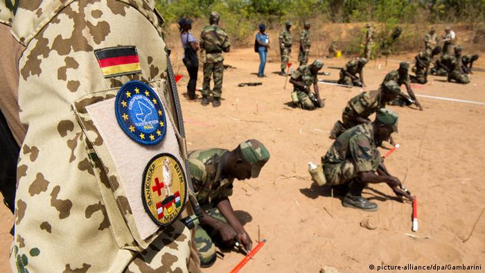 Vers un renforcement de la présence militaire allemande au Mali | Afrique |  DW | 06.05.2020