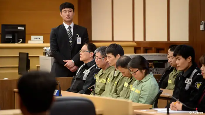 Fähre Sewol Urteil gegen Kapitän Lee Joon Seok 11.11.2014