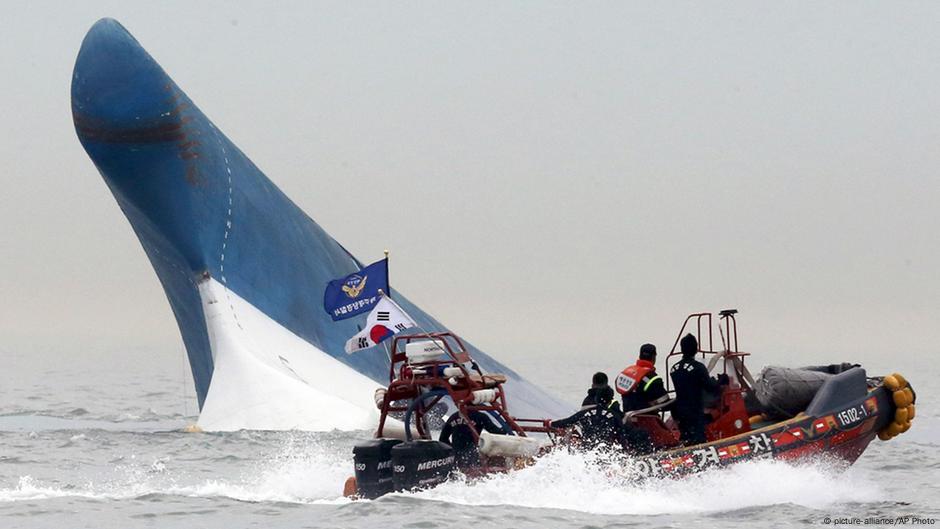 Many Unanswered Questions A Year After Sewol Ferry Disaster | Asia | An  In-Depth Look At News From Across The Continent | Dw | 14.04.2015 Many Unanswered Questions A Year After Sewol Ferry Disaster | Asia | An  In-Depth Look At News From Across The Continent | Dw | 14.04.2015