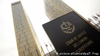 Luxemburg Europäischer Gerichtshof EuGH Schild