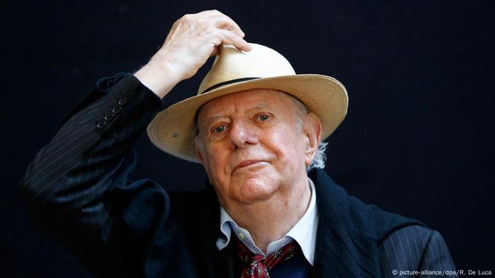 Literaturnobelpreisträger Dario Fo (picture-alliance/dpa/R. De Luca)