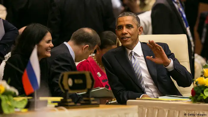 Barack Obama und Nina Hachigian ASEAN Gipfel in Myanmar 13.11.2014