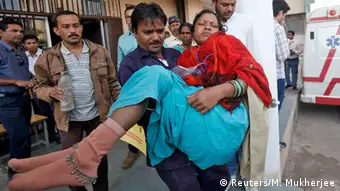 Indien Frauen Massensterilisation 13.11.2014