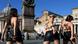 Femen Aktivistinnen, oben ohne und mit Kruzifixen, die sie vor ihren Hintern halten (Foto: Getty) Femen Aktivistinnen, oben ohne und mit Kruzifixen, die sie vor ihren Hintern halten (Foto: Getty)