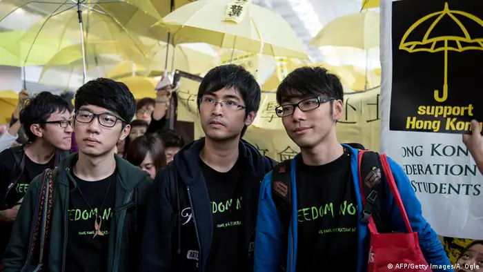 Alex Chow mit Nathan Law und Eason Chung Protest Hongkong