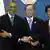 Rais Barack Obama(kulia) Waziri Mkuu wa Australia Tony Abbott (katikati) na Waziri Mkuu wa Japani Shinzo Abe(kulia) katika mkutano wa G20 mjini Brisbane. (16.11.2014)