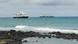 Imagens mostram navios em atividade na costa de São Tomé e Príncipe para os setores de turismo e petróleo. Organismos internacionais pediram transparênica na prospeção em 2014. Imagens mostram navios em atividade na costa de São Tomé e Príncipe para os setores de turismo e petróleo. Organismos internacionais pediram transparênica na prospeção em 2014.