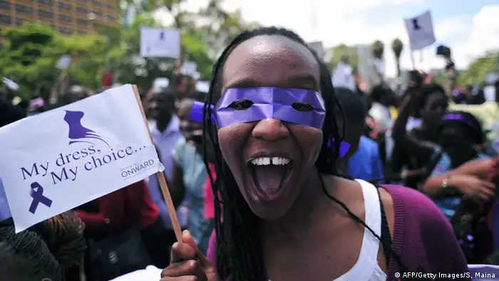 Demo gegen Gewalt gegen Frauen in Nairobi 17.11.2014