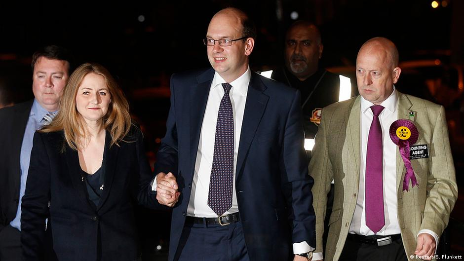 UKIP wins second seat in parliament DW 11/21/2014