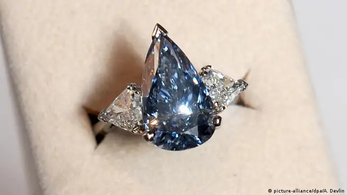 Kostbarer blauer Dimant wird versteigert
