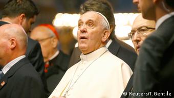 Ο Πάπας Φραγκίσκος στη διάρκεια επίσκεψής του στην Αγία Σοφία το 2014