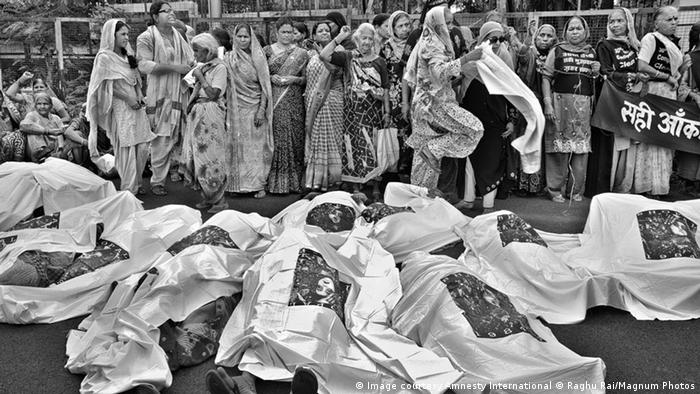 Bildergalerie Bhopal Amnesty International EINSCHRÄNKUNG