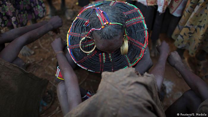 Bildergalerie Afrika Genitalverstümmelung 