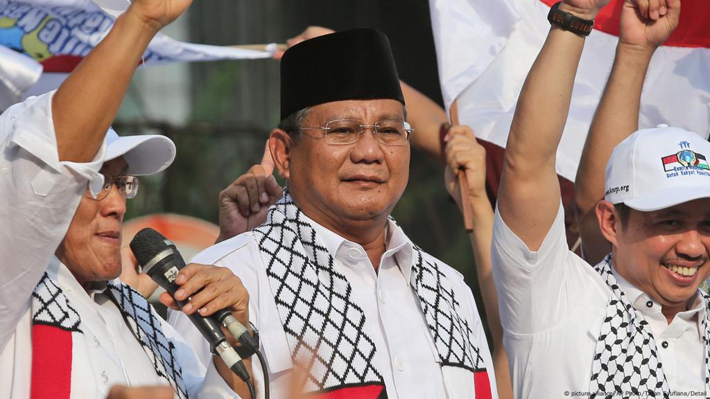 Serangan Berkala Terhadap Prabowo Indonesia Laporan Topik Topik Yang Menjadi Berita Utama Dw 14 08 2018