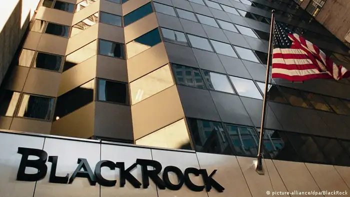 USA Roboter Zentrale vom Finanzkonzern BlackRock in New York