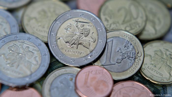 Eu Minting More Coins For A Cashless World Business Economy And Finance News From A German Perspective Dw 03 01 19