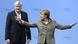 Angela Merkel und Horst Seehofer auf dem CSU-Parteitag in Nürnberg (Foto: CHRISTOF STACHE/AFP/Getty Images) Angela Merkel und Horst Seehofer auf dem CSU-Parteitag in Nürnberg (Foto: CHRISTOF STACHE/AFP/Getty Images)