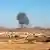 Rauchschwaden einer Autobombe in Radda, Jemen (Foto: AP)