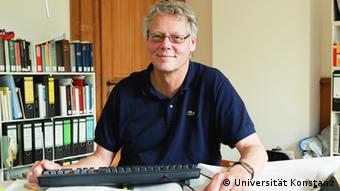 Porträt Prof. Wolfgang Seibel