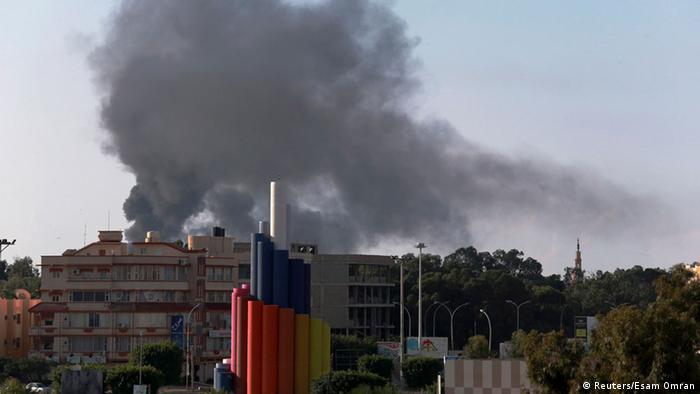 Libyen Bengasi Kämpfe Rauch Skyline 26.11.2014