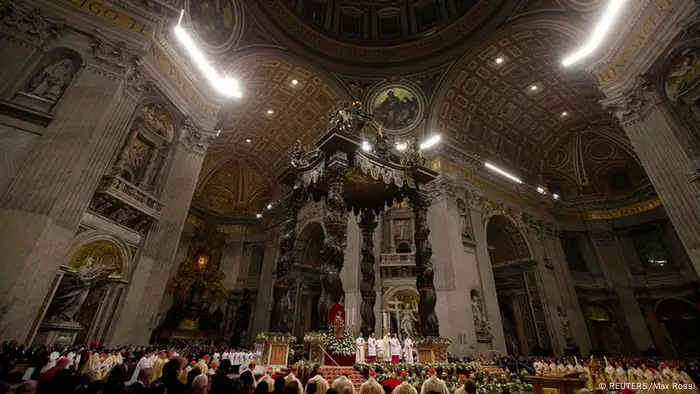 Weihnachtsnacht Messe im Vatikan