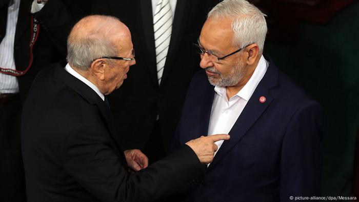 Essebsi und Ghannouchi sprechen im Parlament (picture-alliance/dpa/Messara)