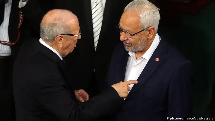 Essebsi und Ghannouchi sprechen im Parlament (picture-alliance/dpa/Messara)