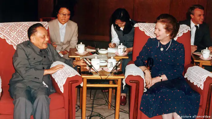 Großbretanien China Zusammenarbeit Margaret Thatcher und Deng Xiaoping (picture alliance/dpa)