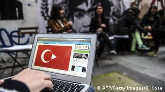 Symbolbild Medien in der Türkei (Foto: OZAN KOSE/AFP/Getty Images).