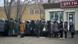 Очередь перед банком в Донецке Очередь перед банком в Донецке