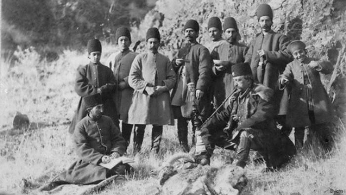 Bildergalerie Naser al-Din Schah und Frauen (iichs)