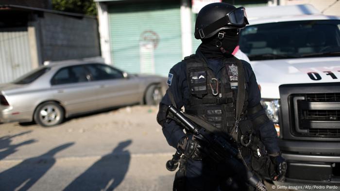 Mexican Drug Gang Accused In New Mayor′s Murder | News | DW | 05.01.2016