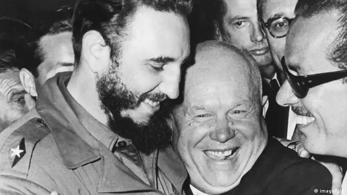 Fidel Castro y Nikita Kruschev