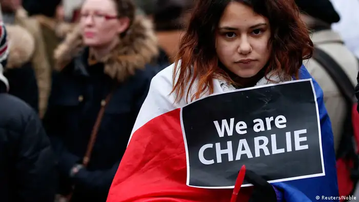 Gedenkveranstaltung zu Anschlägen in Paris in Liverpool 11.1.2015 (Reuters/Noble)