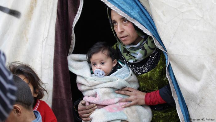 Mutter und Kind in einem Flüchtlingslager im Norden Syriens.