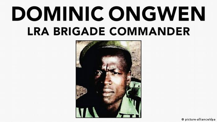 AUSSCHNITT Internationaler Strafgerichtshof Fahndungsplakat Dominic Ongwen (Foto: picture alliance/dpa)