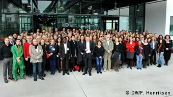 Mitarbeiterinnen und Mitarbeiter der DW Akademie (Foto: DW/Per Henriksen).