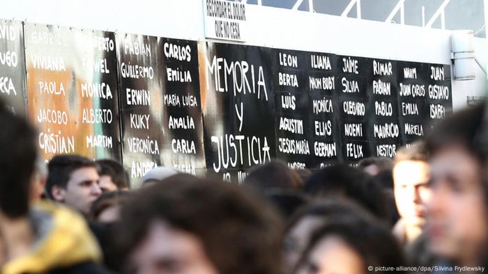 Argentinien Jahrestag Anschlag auf AMIA in Buenos Aires (picture-alliance/dpa/Silvina Frydlewsky)