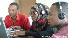 Projekt der DW Akademie in Sansibar zur Reform des Staatssenders Zansibar Broadcasting Cooperation, 2014. Unter anderem wurden innerhalb des BMZ-geförderten Vorhabens neue Radio- und TV-Formate entwickelt. Fotos: Charles Achaye-Odong (DW Akademie) Sansibar 2014