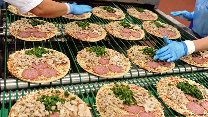 Tiefkühlpizza Produktion