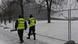 Polizisten vor der Nationalbibliothek in Riga (Foto: DW) Polizisten vor der Nationalbibliothek in Riga (Foto: DW)