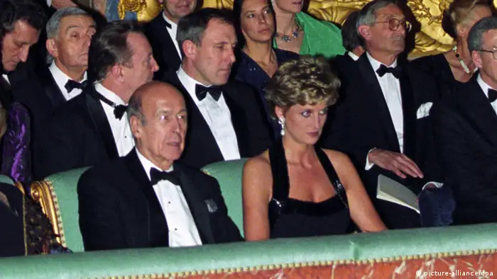 Giscard d'Estaing mit Prinzessin Diana (Foto: DPA)