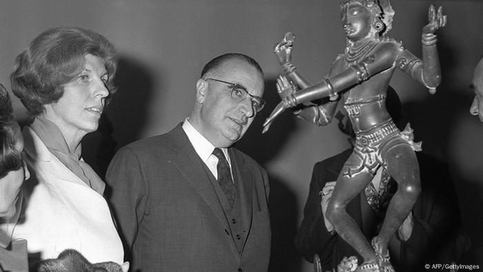 Georges Pompidou mit seiner Frau Claude (Foto: AFP)