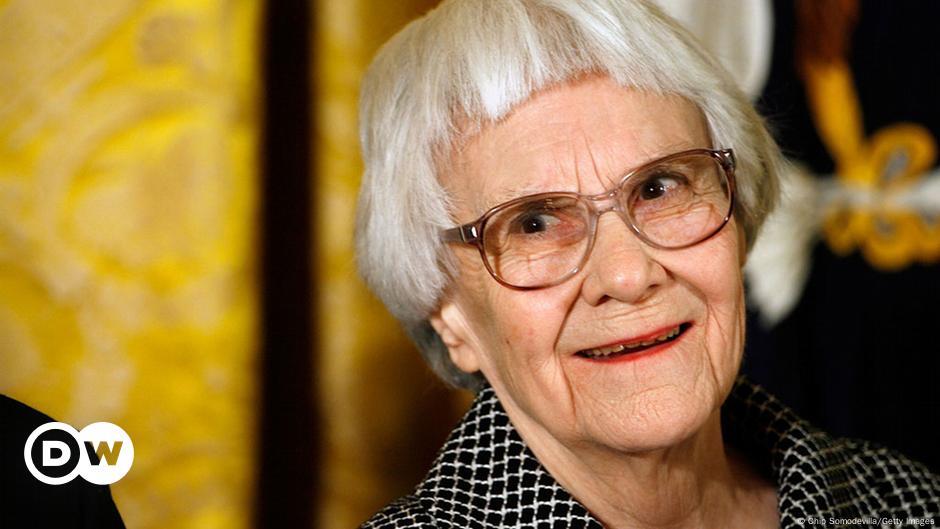 Harper Lee S New Novel Sheds Light On Race Debate Books Dw 14 07 2015