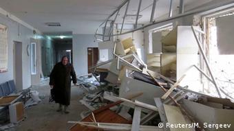 Kämpfe in der Ostukraine Zerstörtes Krankenhaus in Donezk